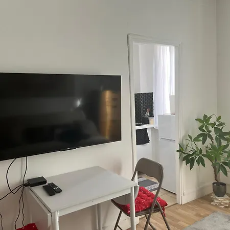 Petit Cocon A 10 Min De Paris Apartman